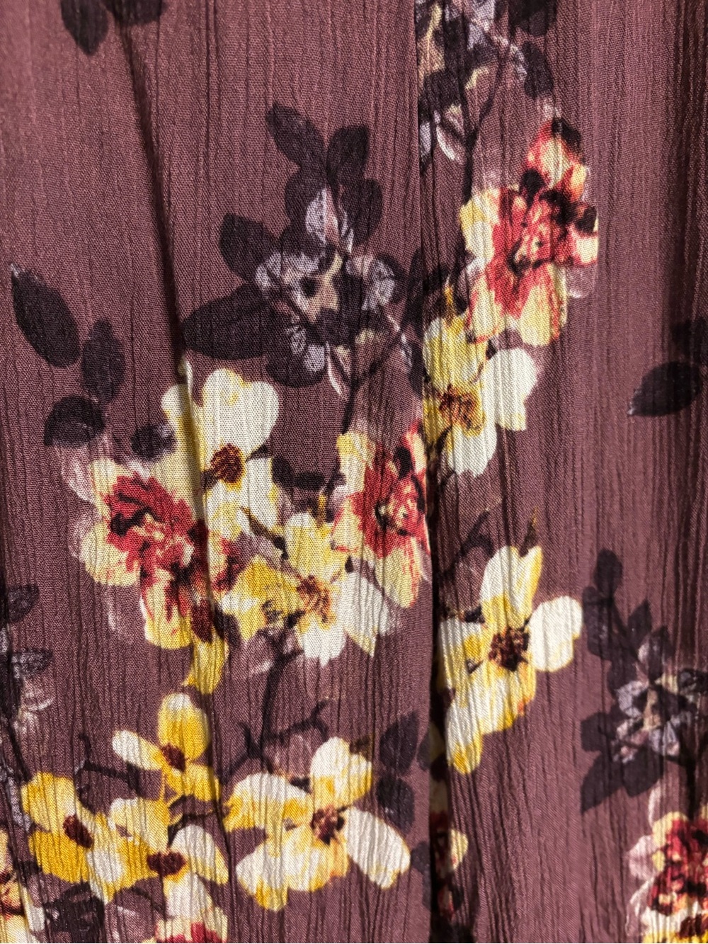 Two Piece Floral Wide Leg Pants and crop Top - Picture 10 of 11